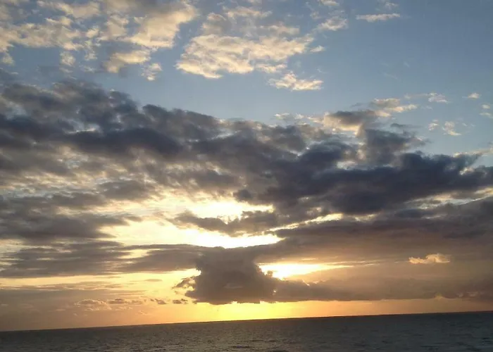 Belle La Galinoche * Le Home Varaville